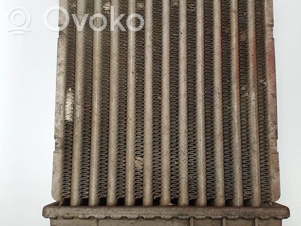 Interkūlerio radiatorius   8N0145803A
