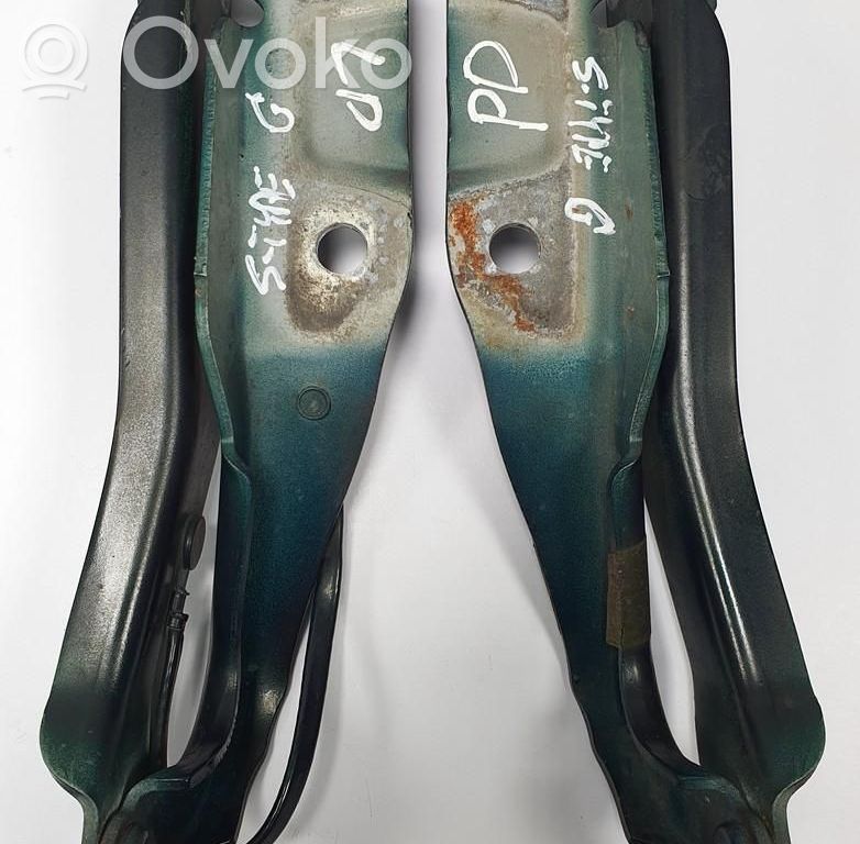Bisagras del capó/tapa del motor   STYPE
