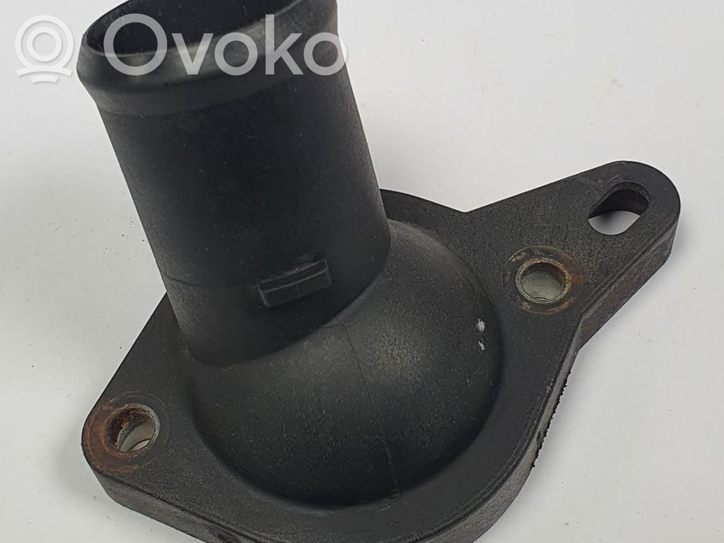 Volvo V50 Carcasa del termostato (Usadas) 