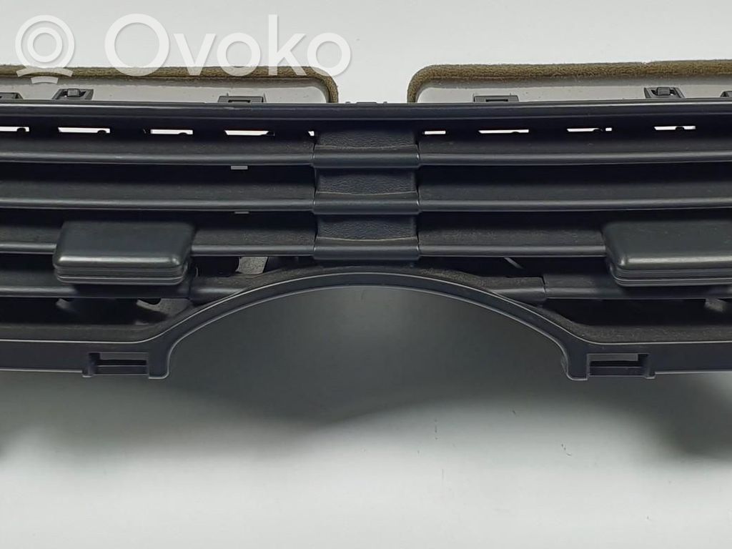 Mercedes-Benz A W176 Grille d'aération centrale 