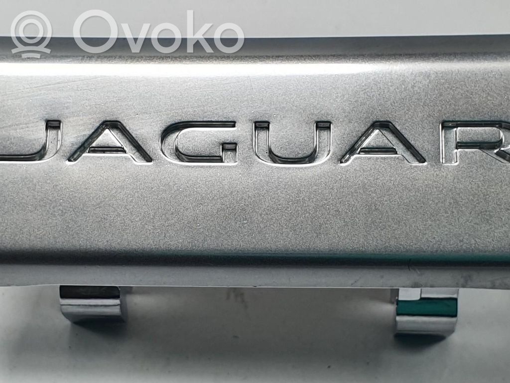 Jaguar XF X260 Mostrina con logo/emblema della casa automobilistica