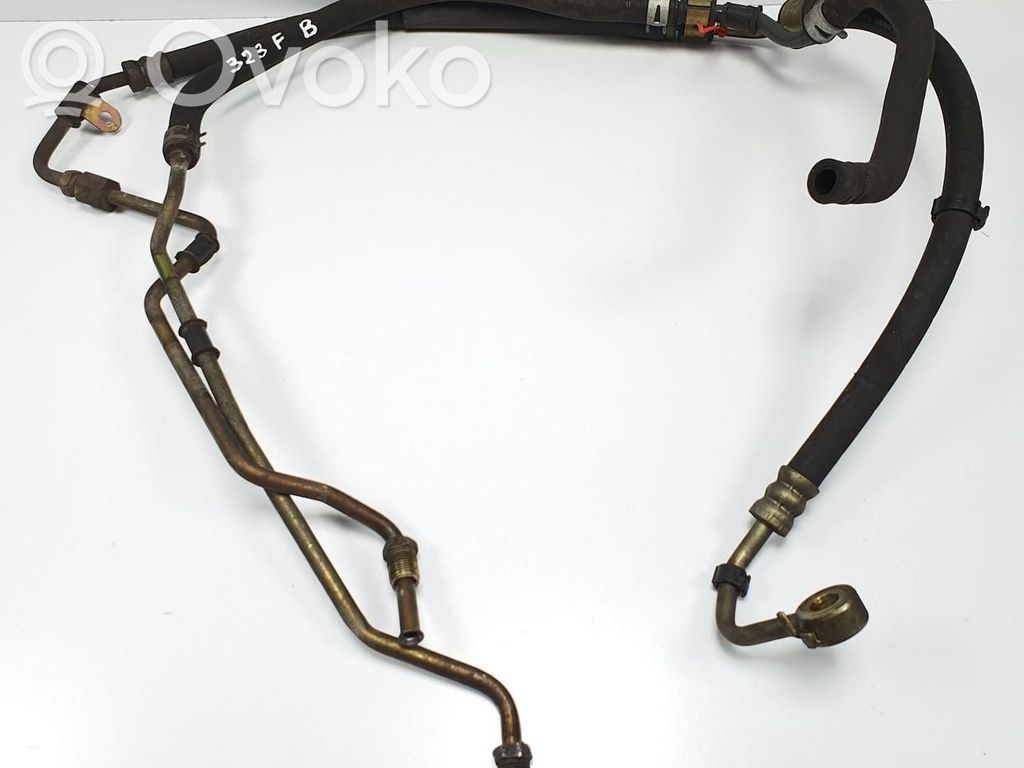 Ohjaustehostimen letkusto   323F,323F