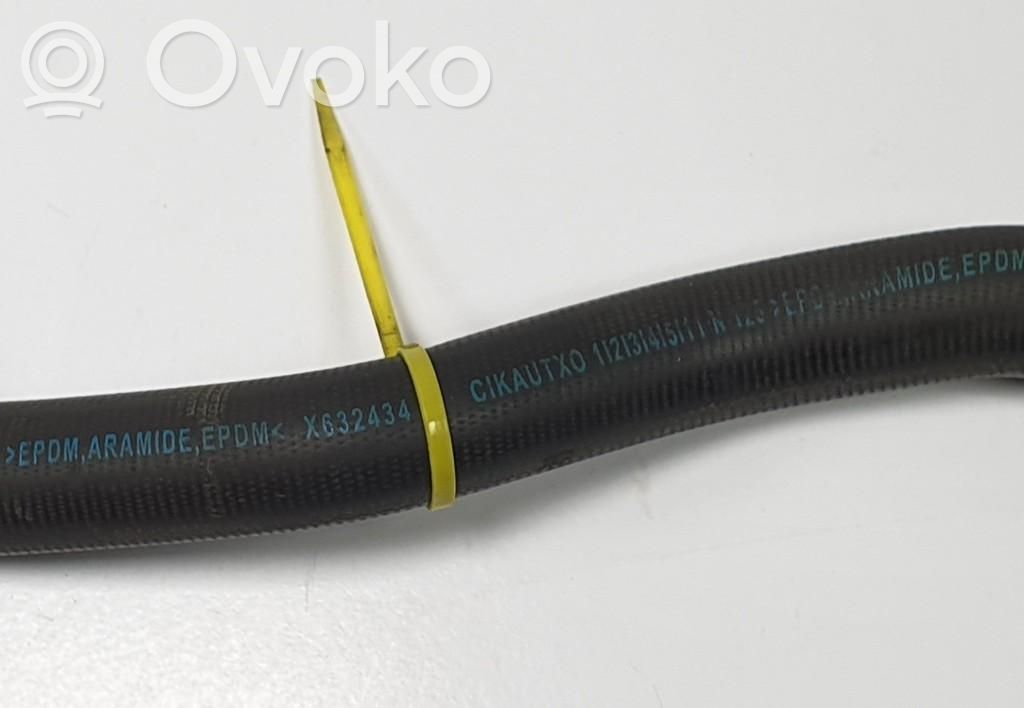 Land Rover Freelander 2 - LR2 Conductă/furtun lichid de răcire motor