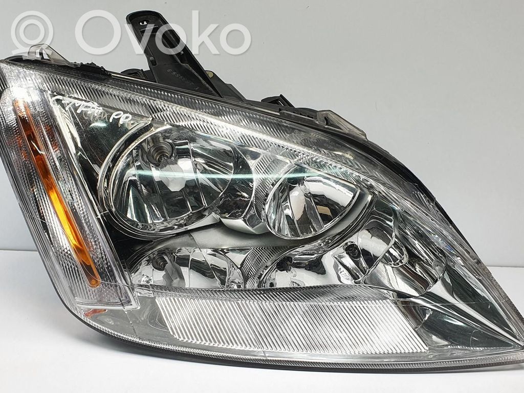 Ford C-MAX I Headlight/headlamp 