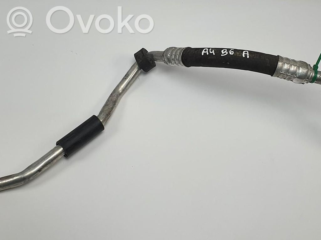 Audi A4 S4 B6 8E 8H Wąż / Przewód klimatyzacji A/C