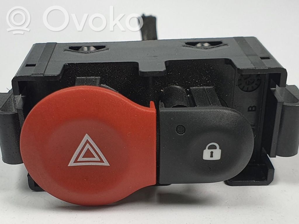 Renault Twingo III Interruttore luci