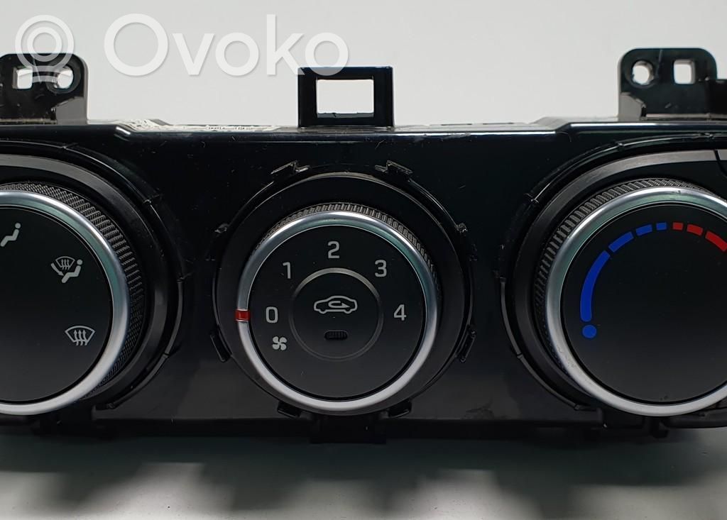 Hyundai i10 Panel klimatyzacji 