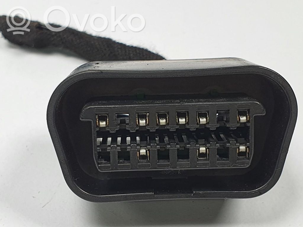 Ford Mondeo MK IV Connettore ISO universale per autoradio