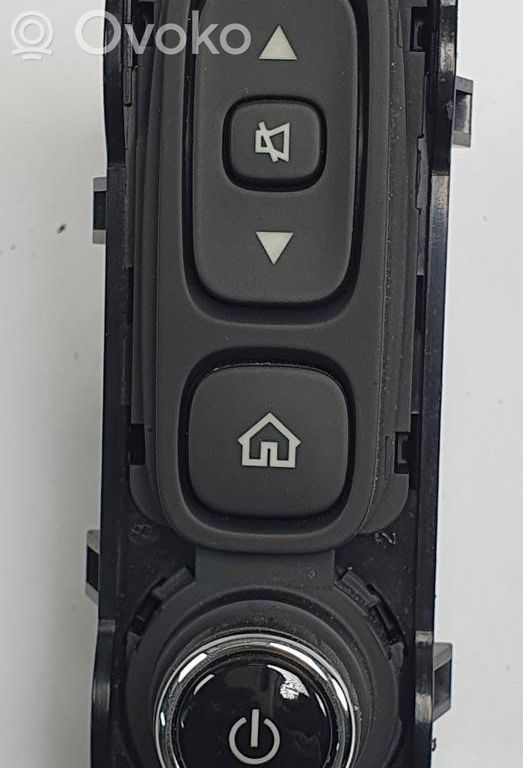 Smart ForTwo III C453 Panel radia 