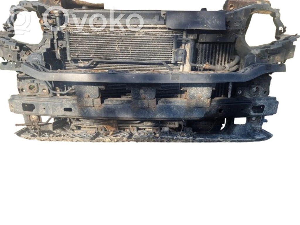 Front bodywork piece   641012P000