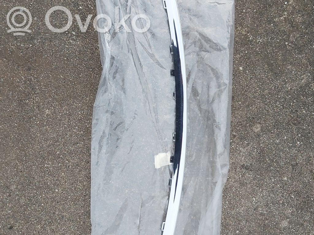 Front grill   7M5854643