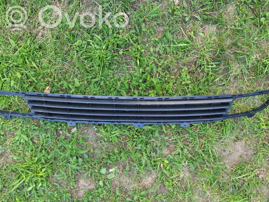 Opel Zafira A Kratka dolna zderzaka przedniego 