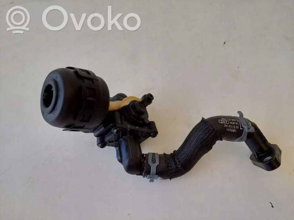 Audi Q5 SQ5 8R Moottorin vesijäähdytyksen putki/letku 