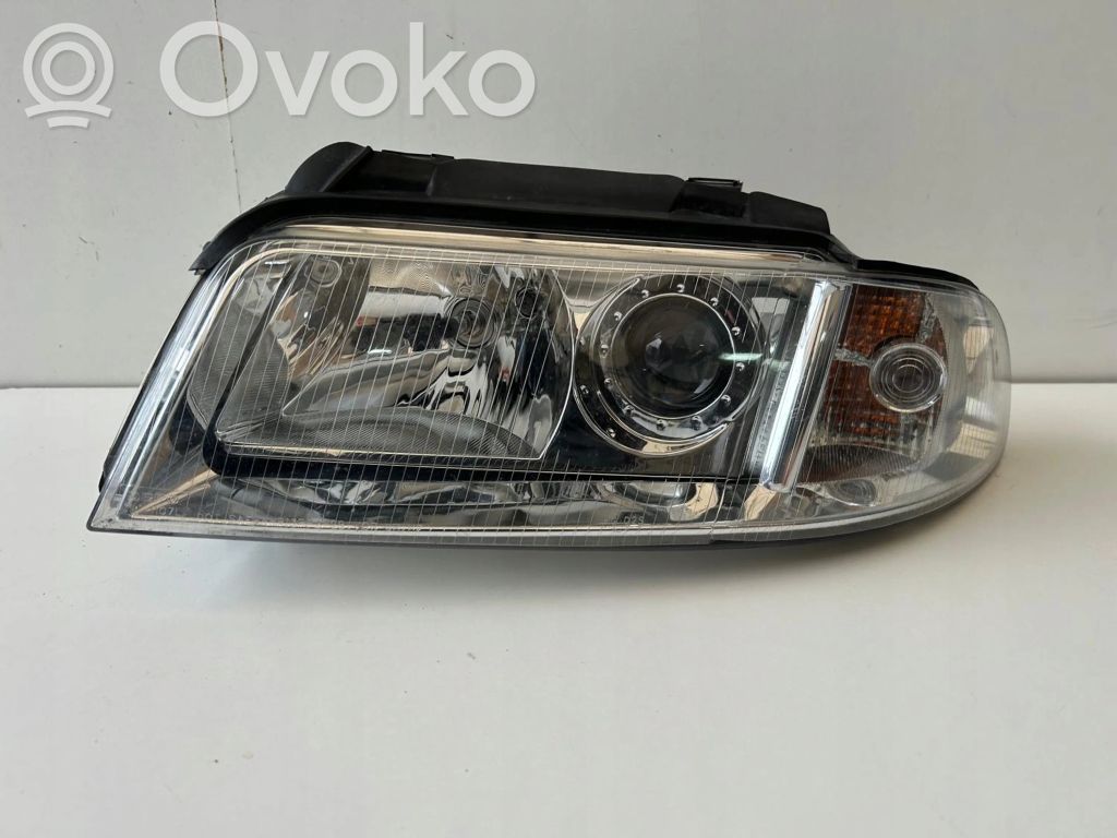 Scheinwerfer   084411137L