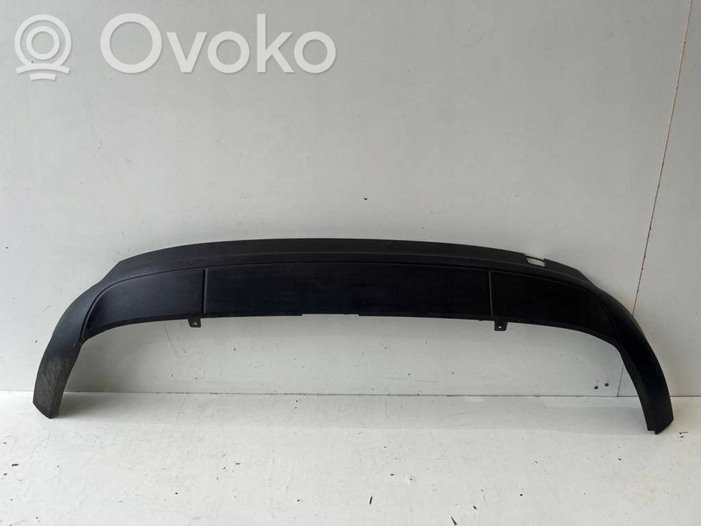 Ford Focus Takapuskurin koristemuotolista 