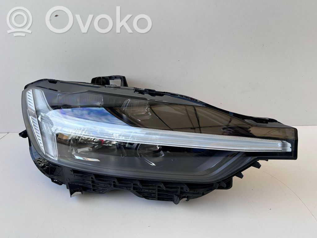 Volvo XC60 Scheinwerfer 