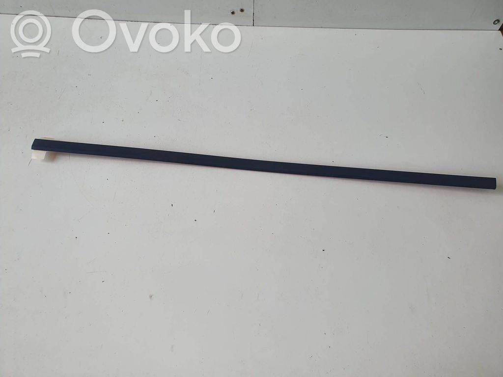 Volkswagen PASSAT B8 Listwa drzwi przednich 