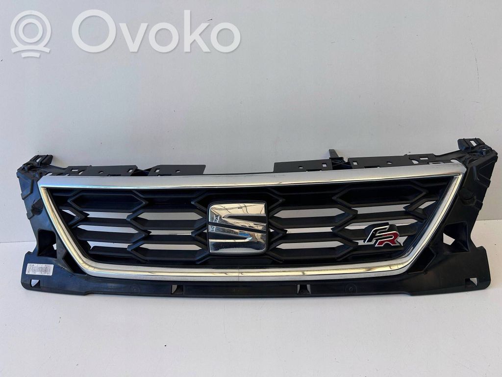 Seat Leon (5F) Etusäleikkö 