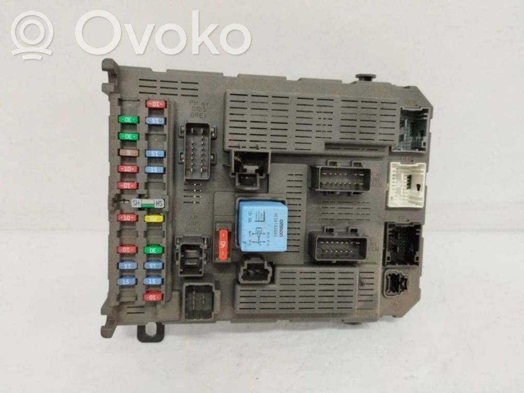 Citroen C5 Fuse module 