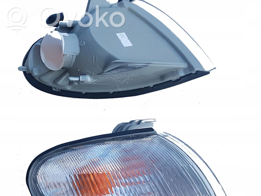 Hyundai Accent Front indicator light 