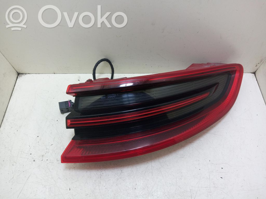 Takavalot   95B945096D,95B945096D