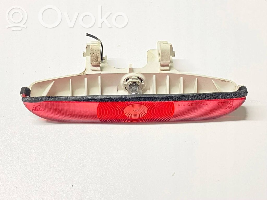 Mazda 3 II Third/center stoplight 