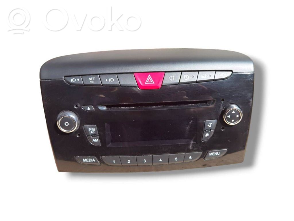 Lancia Ypsilon Panel / Radioodtwarzacz CD/DVD/GPS 