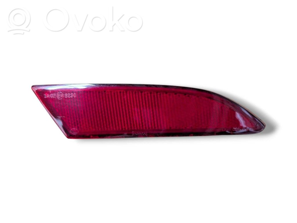 Rear tail light reflector   BM5151580AE