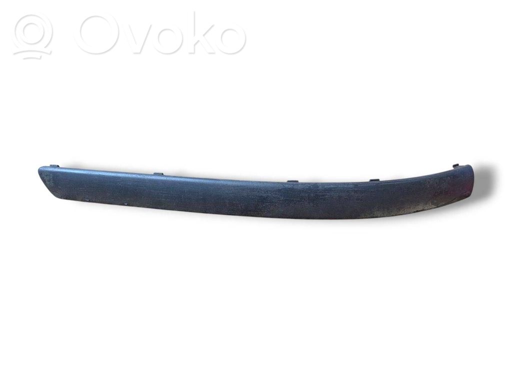Front bumper splitter molding   5142922
