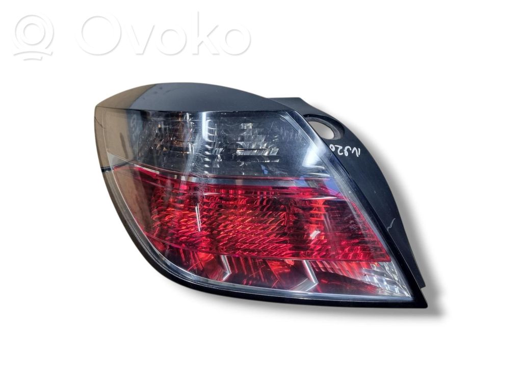 Opel Astra H Lampă spate în caroserie 