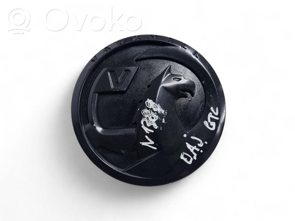 Tailgate/boot open switch button   13394022