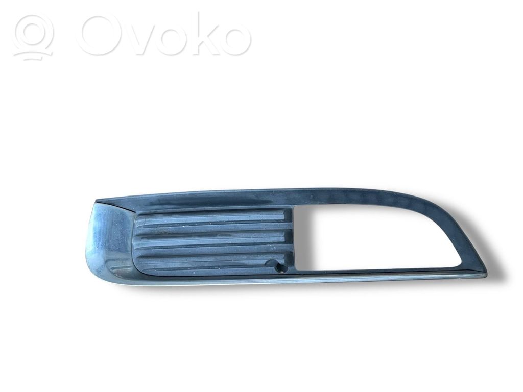 Etusumuvalon ritilä   13238370