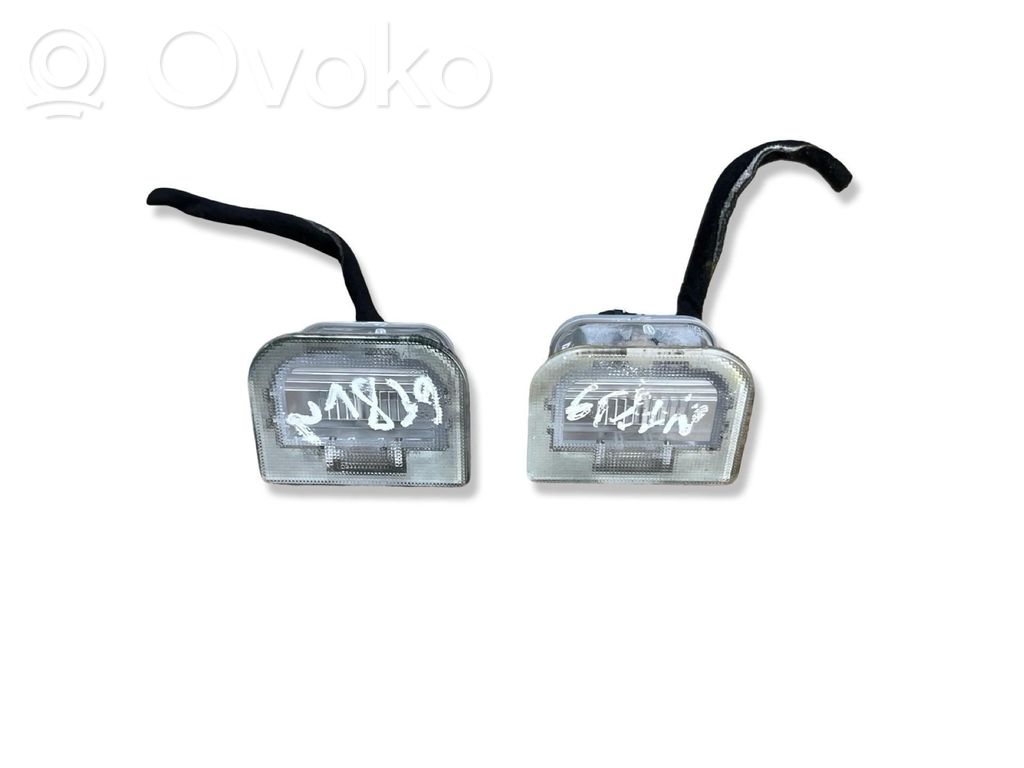 Number plate light   92501D4000