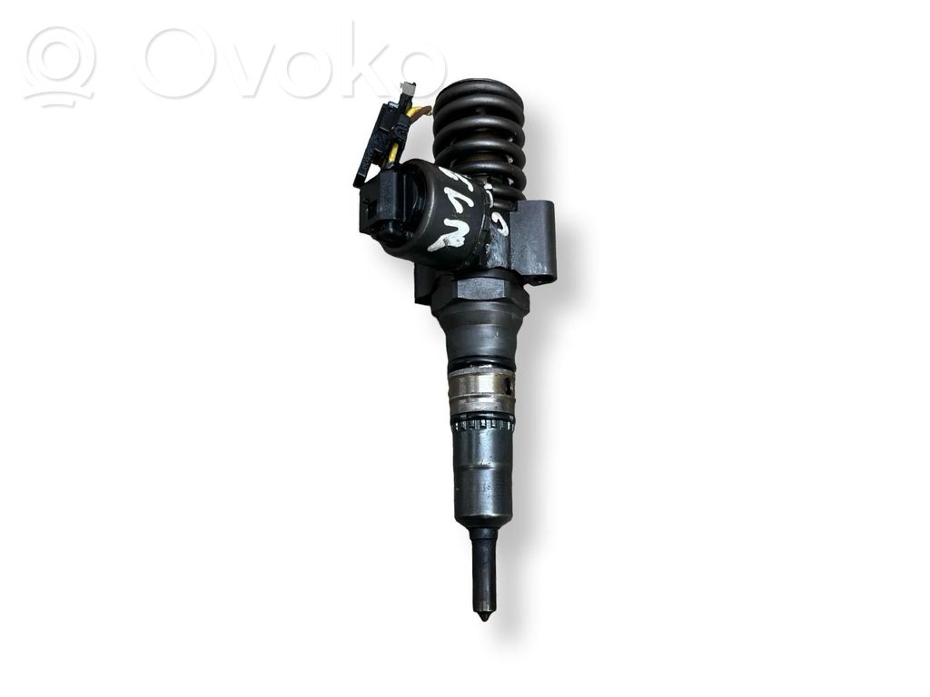 Inyector de combustible   0414720404,03G130073G
