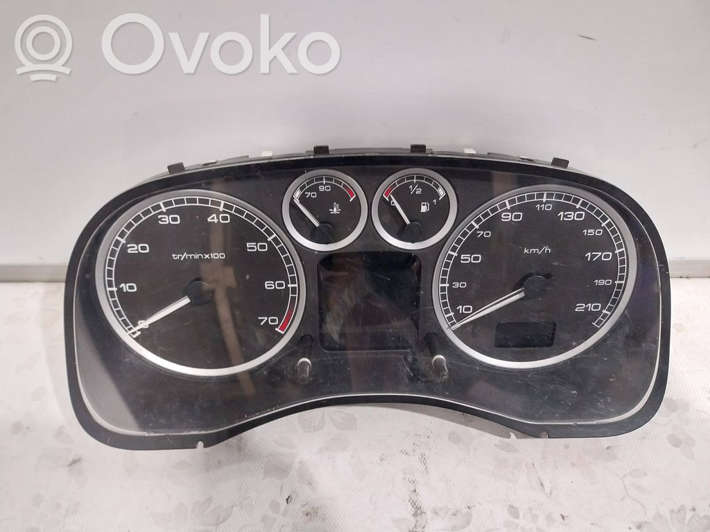 Peugeot 307 Speedometer (instrument cluster) 