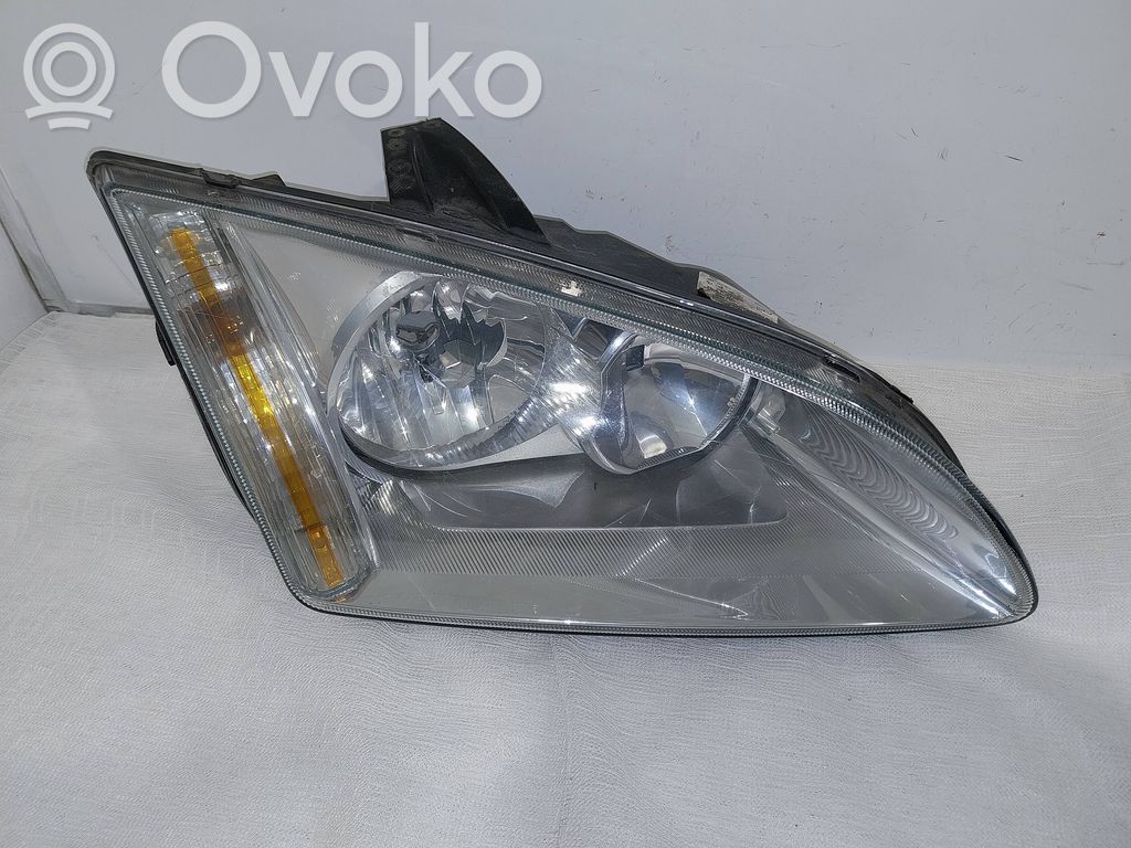 Ford Focus Headlight/headlamp 