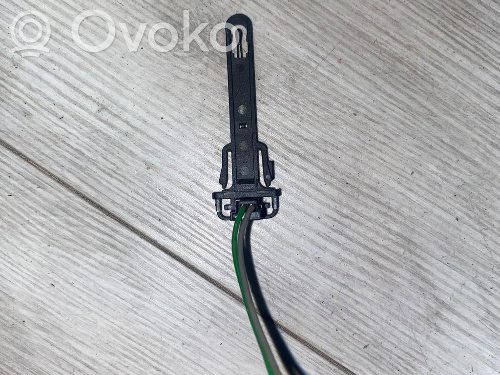 Interior temperature sensor   100334