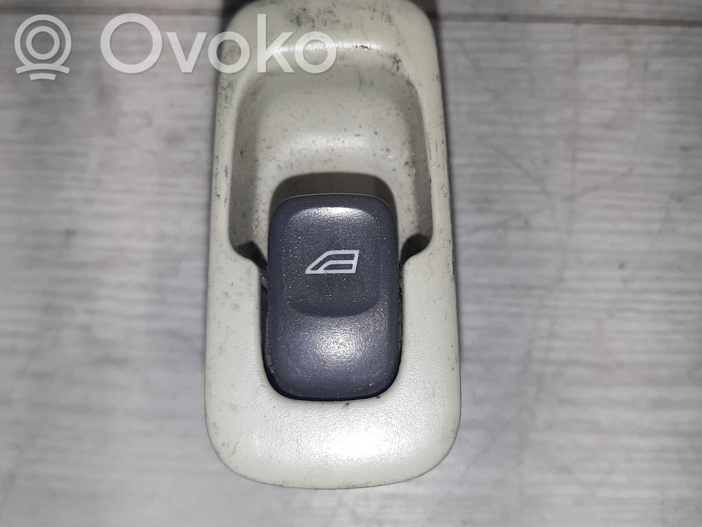 Electric window control switch   9476697,99W165