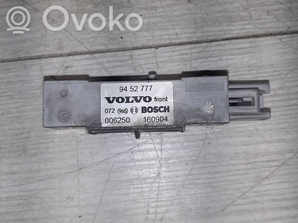 Volvo V70 Airbag deployment crash/impact sensor 