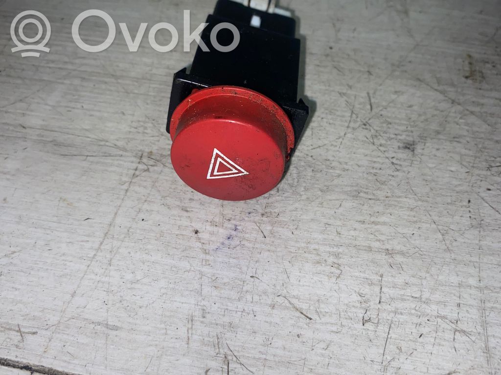 Hyundai Getz Hazard light switch 