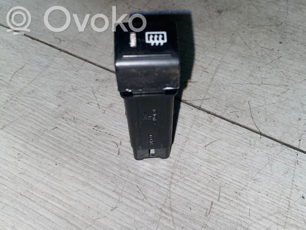 Hyundai Getz Windscreen/window heater switch 