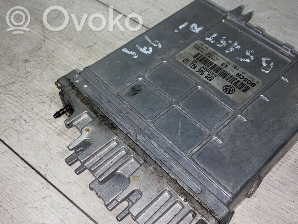 Volkswagen PASSAT B5 Engine control unit/module 
