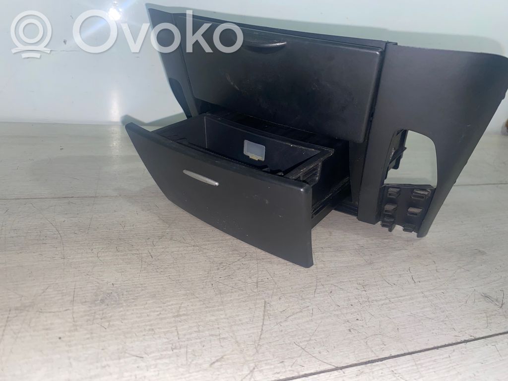 KIA Ceed Aschenbecher 