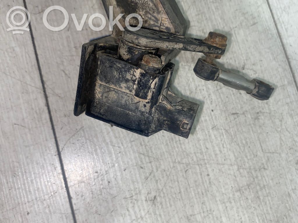 Ford Mondeo Mk III Headlight/headlamp level sensor 