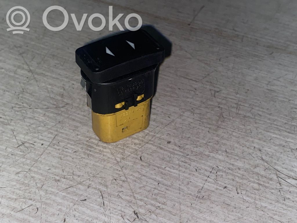 Ford Focus Electric window control switch 