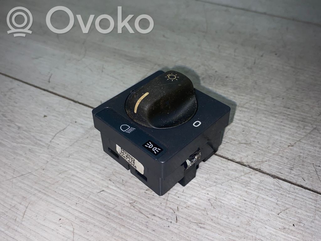 Volvo V70 Light switch 