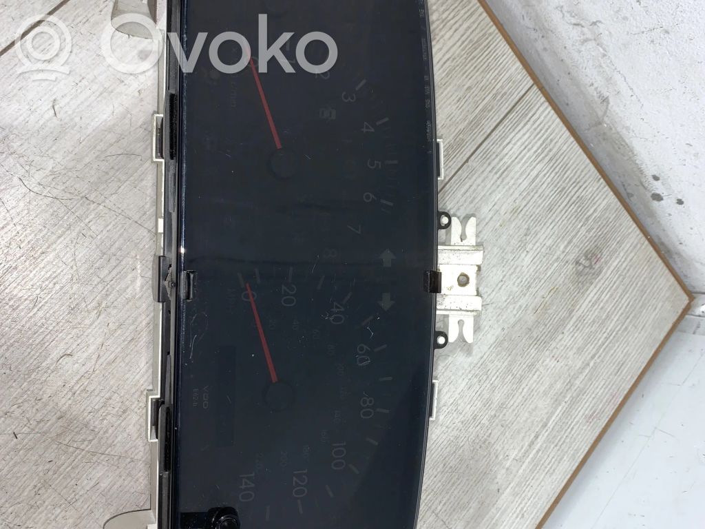 Toyota Corolla E120 E130 Speedometer (instrument cluster) 