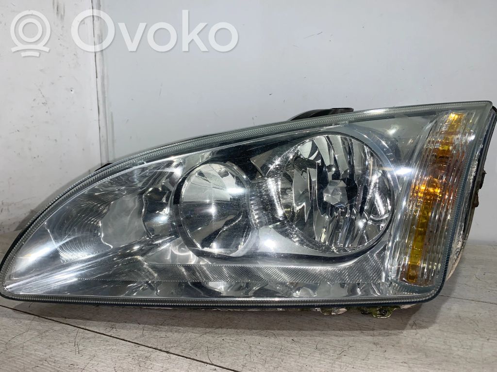 Ford Focus Headlight/headlamp 