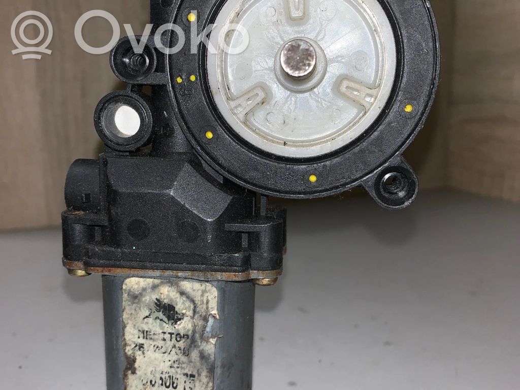 Nissan Primera Rear door window regulator motor 