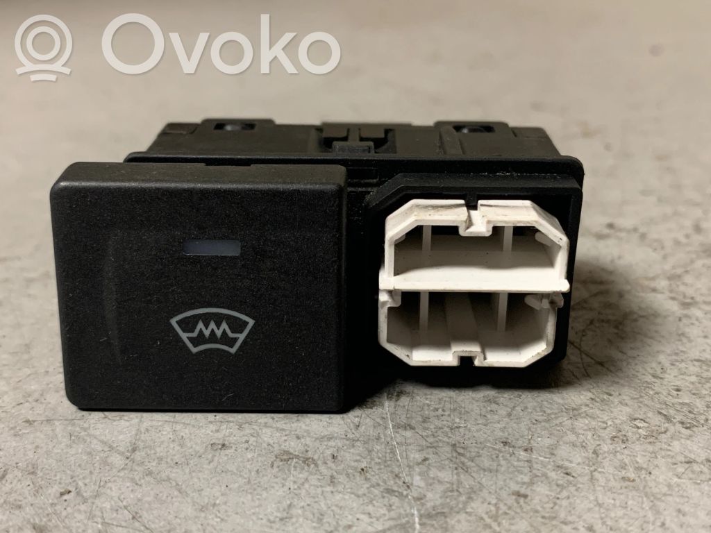 Ford Fiesta Windscreen/window heater switch 